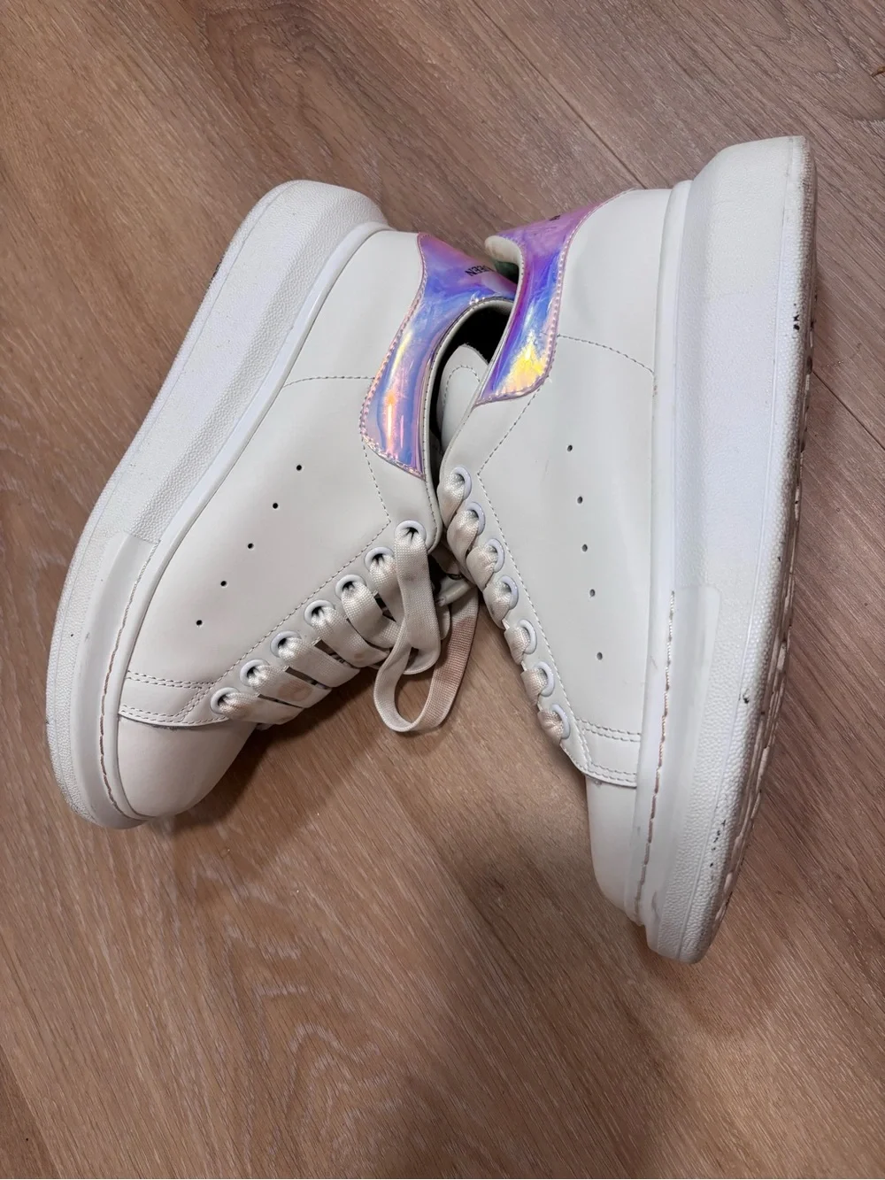Alexander McQUEEN White Leather Platform Sneaker with Pink Accent size 37